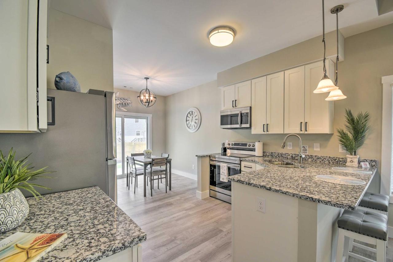 Ocean Isle Beach Home With Shared Lanai And Grill Ngoại thất bức ảnh