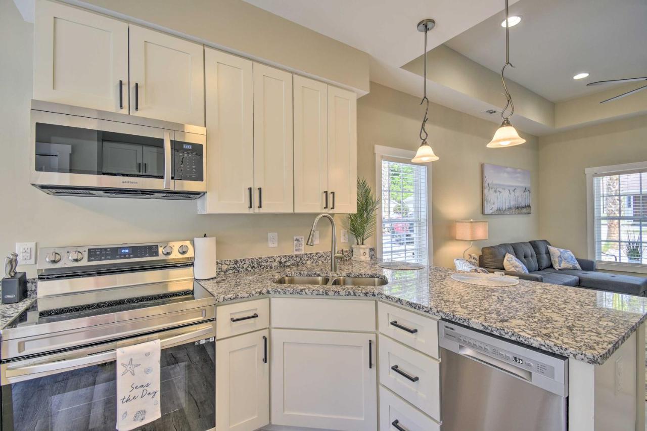 Ocean Isle Beach Home With Shared Lanai And Grill Ngoại thất bức ảnh
